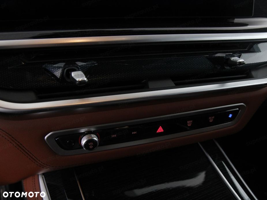 BMW X5 xDrive40d mHEV M Sport sport - 11