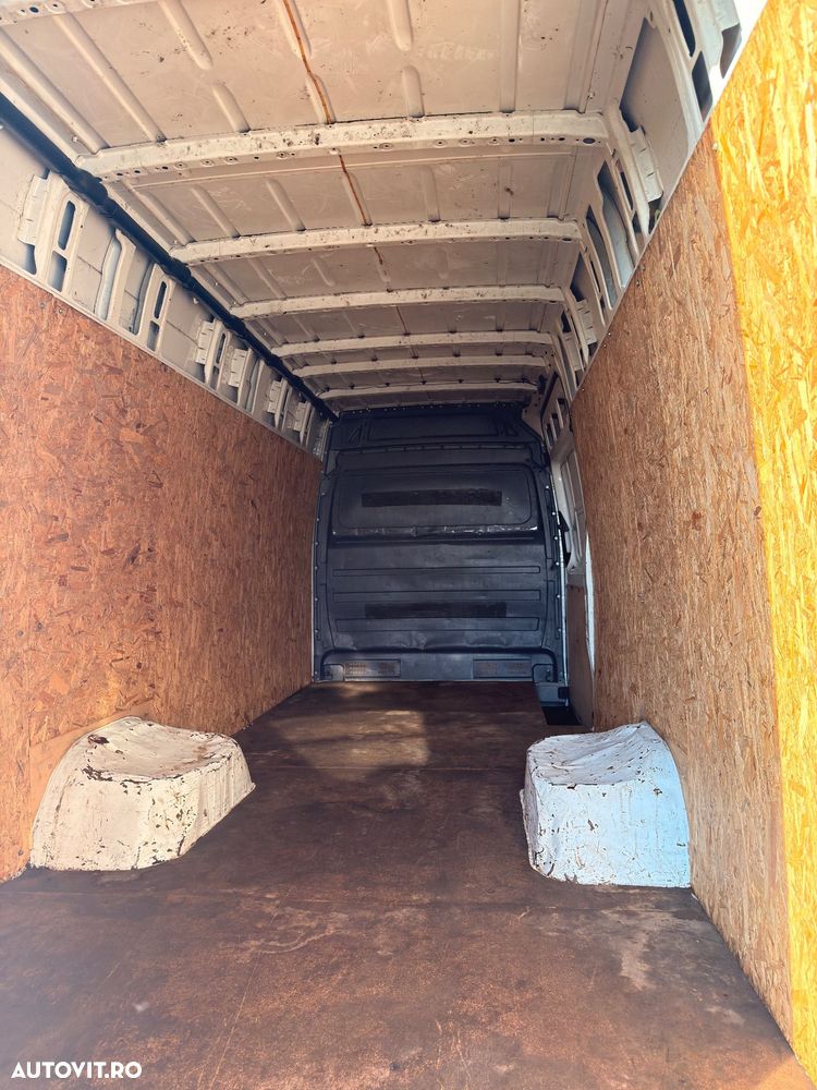 Volkswagen Crafter Maxi, punte dubla, 5 foi arc - 5