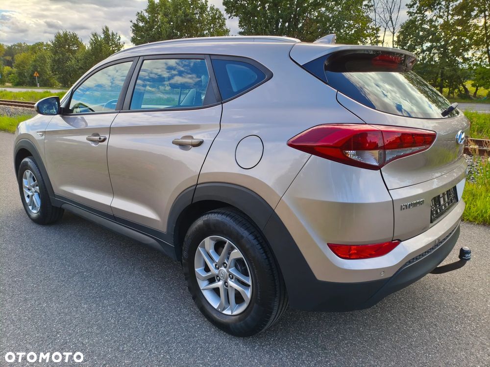 Hyundai Tucson blue 1.6 GDi 2WD Navi - 6