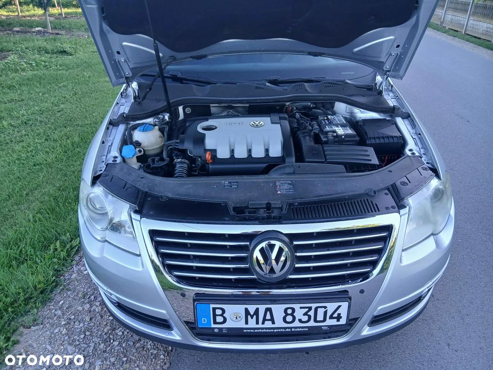 Volkswagen Passat - 16