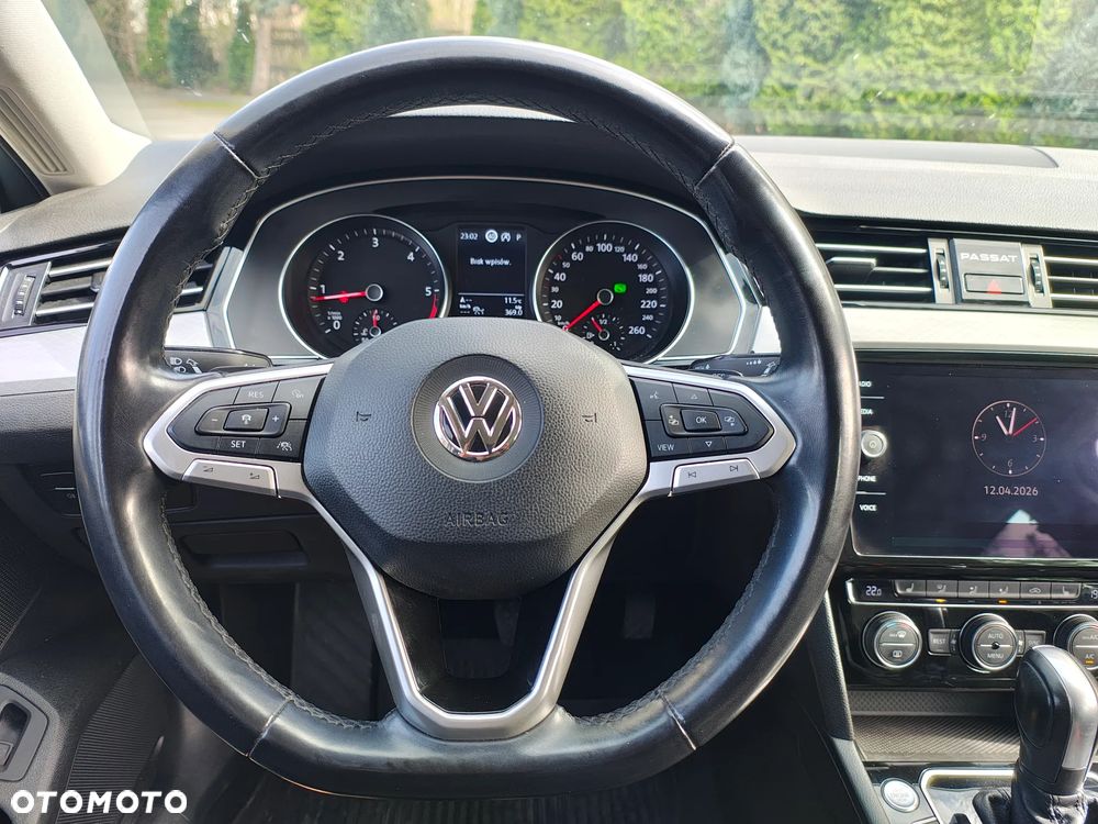 Volkswagen Passat 2.0 TDI Business DSG - 26