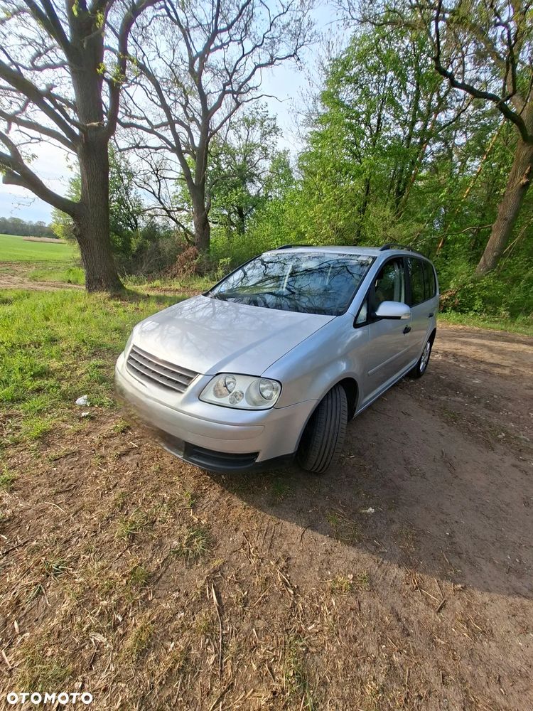 Volkswagen Touran 1.9 TDI Conceptline - 2