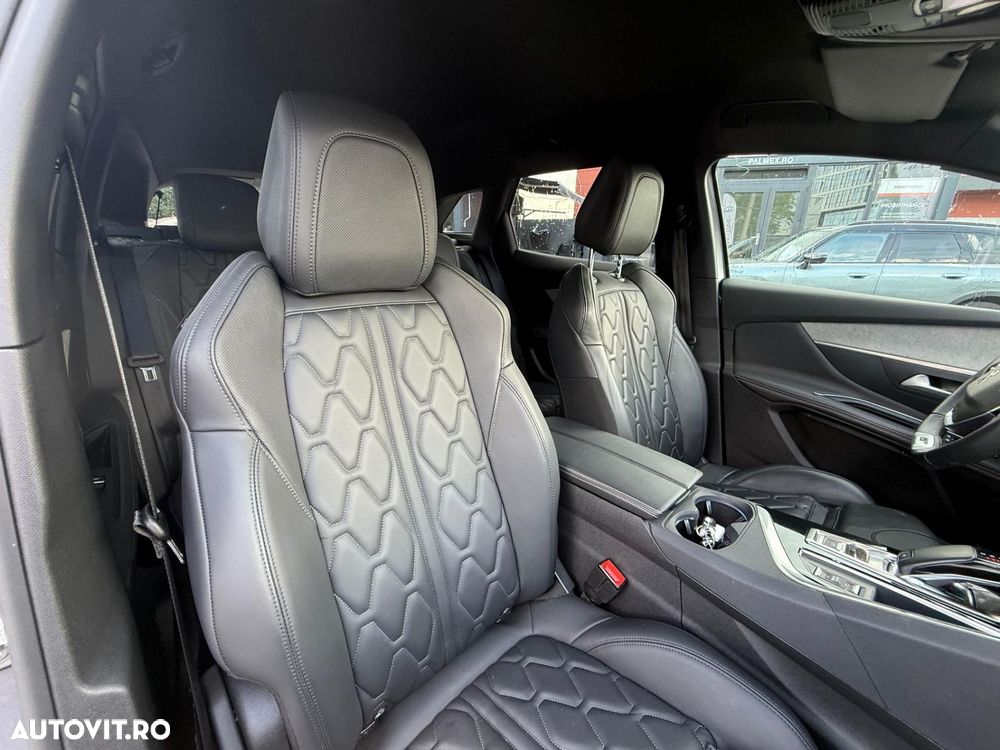 Peugeot 3008 1.2 PureTech 130 EAT8 GT - 11
