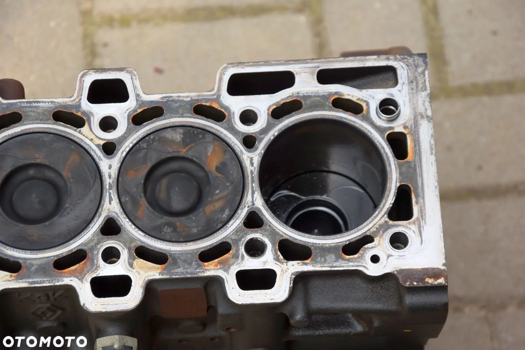 Renault Dół blok Silnika 1.5 DCI K9K Blok Wał Tłoki  89.000km Rozrusznik z przodu - 3