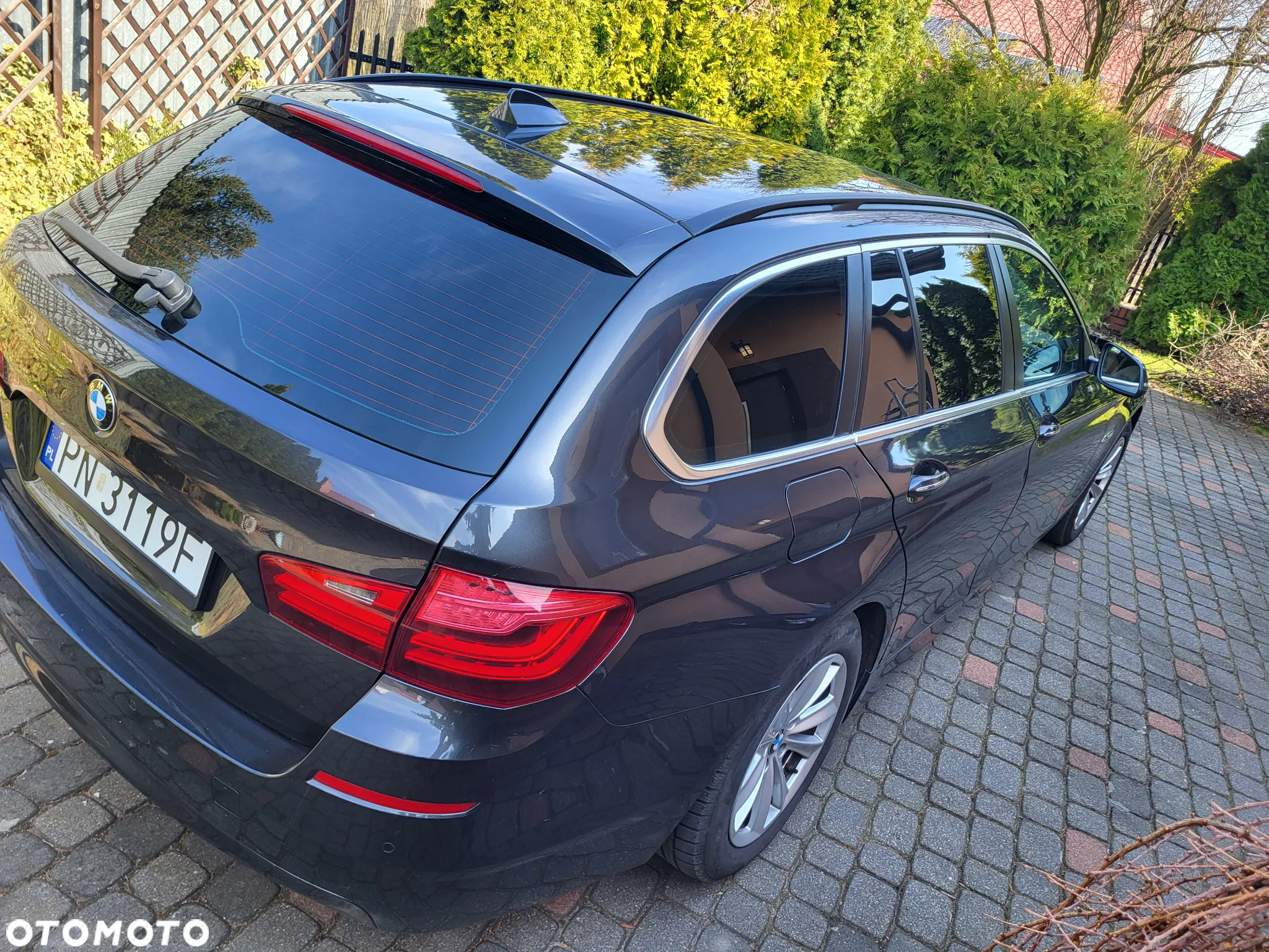 BMW Seria 5 518d Touring Luxury Line - 4