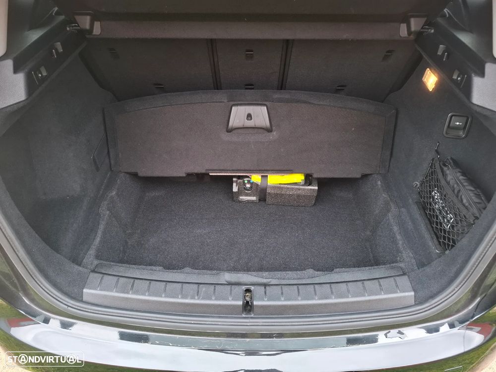 BMW 216 Active Tourer d Corporate Edition - 25