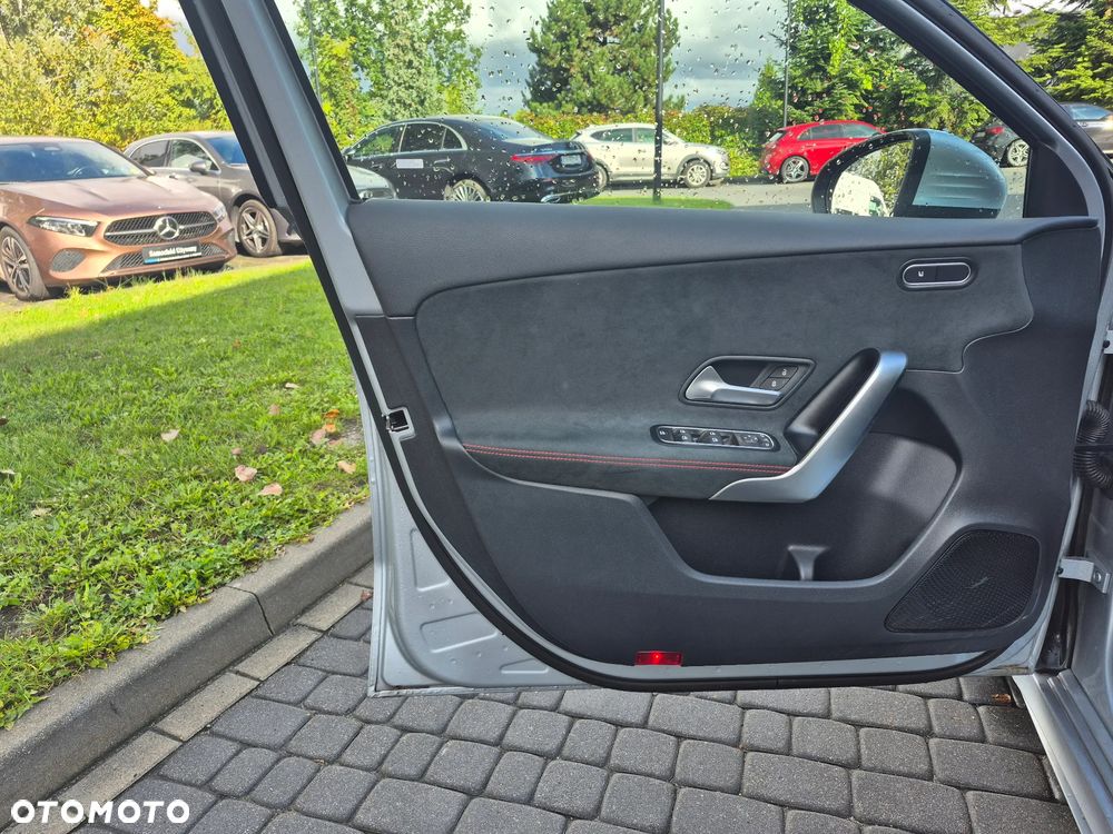 Mercedes-Benz Klasa A 200 AMG Line 7G-DCT - 16