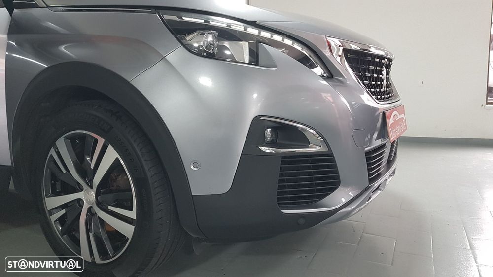 Peugeot 5008 1.6 BlueHDi Allure J18 - 23