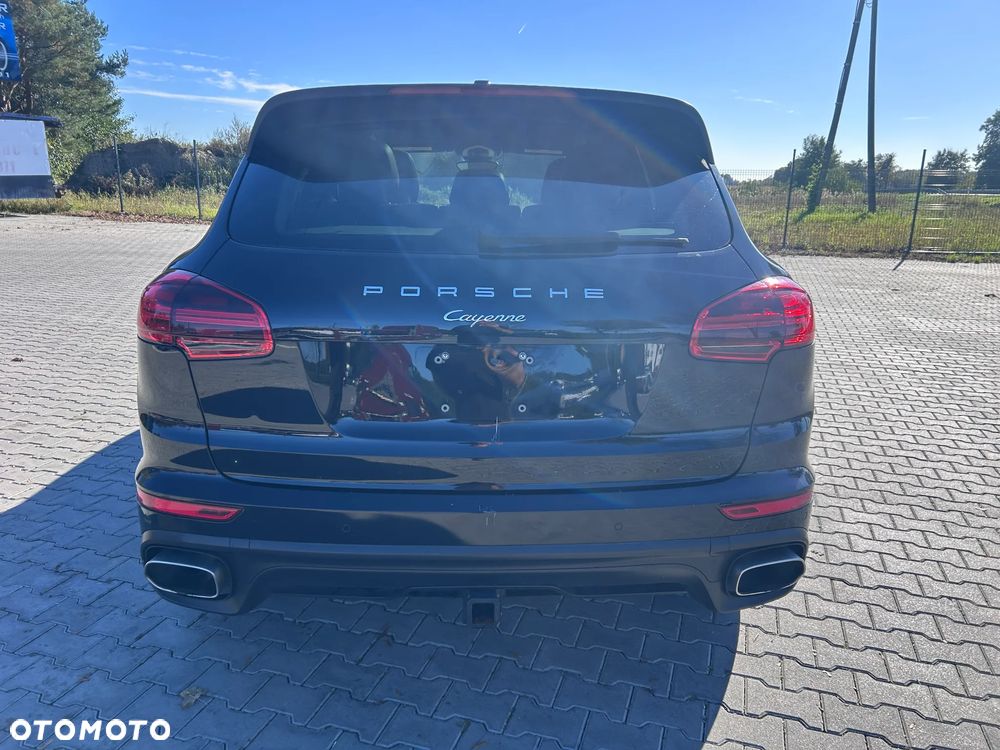 Porsche Cayenne Standard - 8