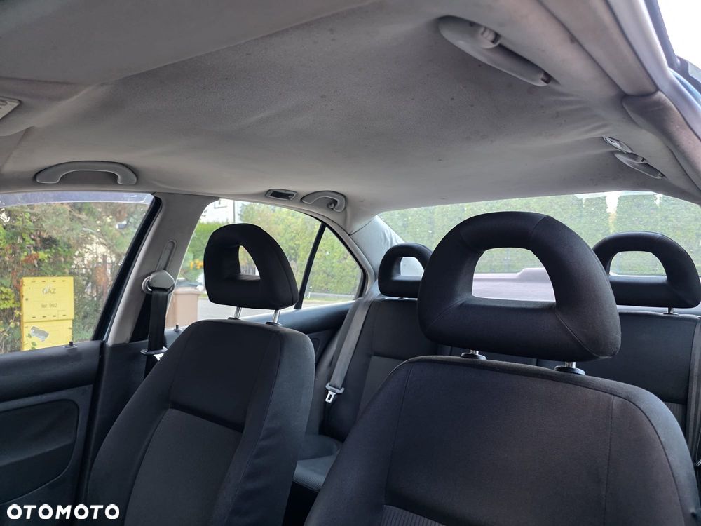 Volkswagen Bora 1.9 TDI Comfortline - 20