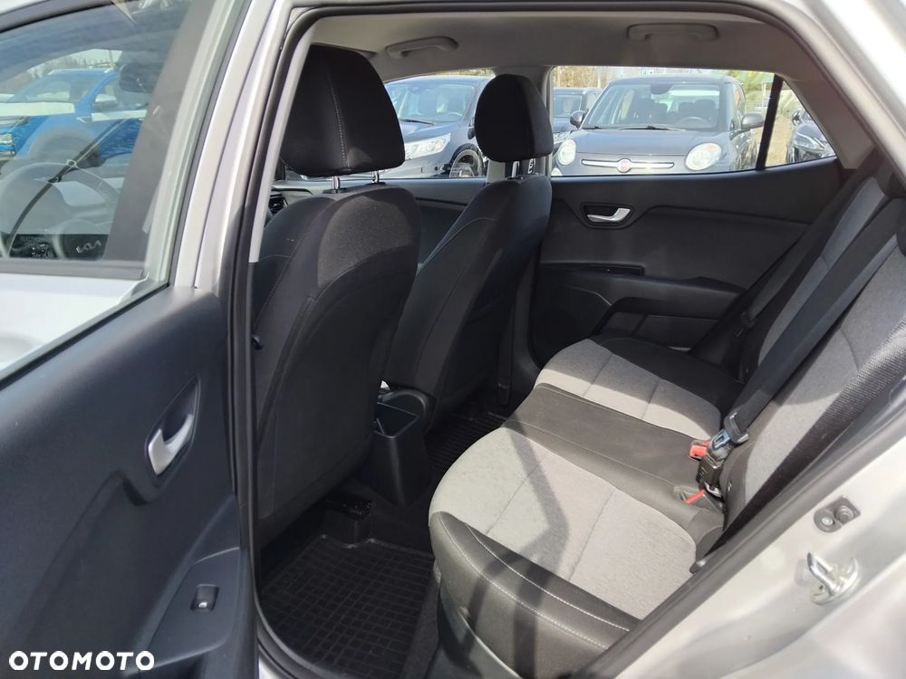 Kia Stonic 1.0 T-GDI M - 11