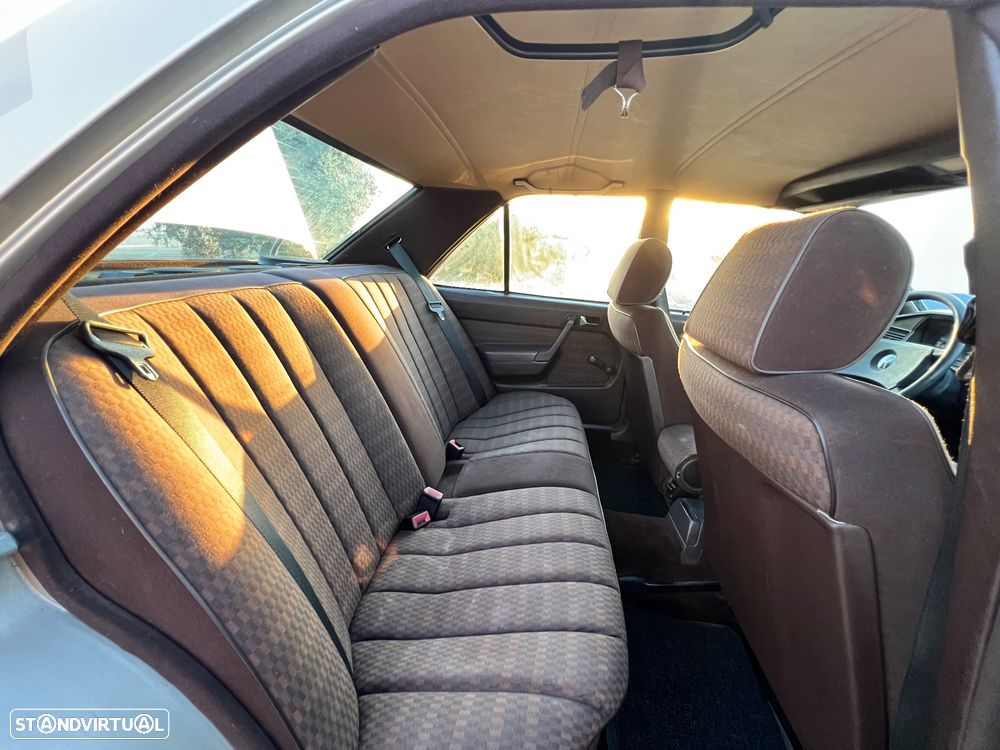 Mercedes-Benz A 190 - 15