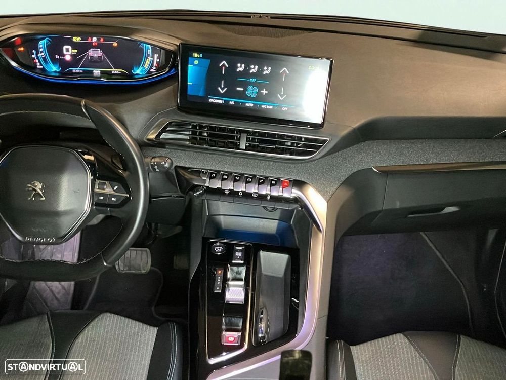 Peugeot 3008 1.6 Hybrid4 GT Pack e-EAT8 - 13
