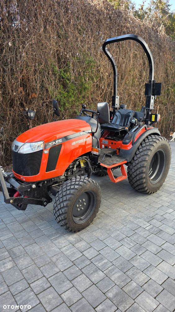 Mitsubishi Tafe 6028