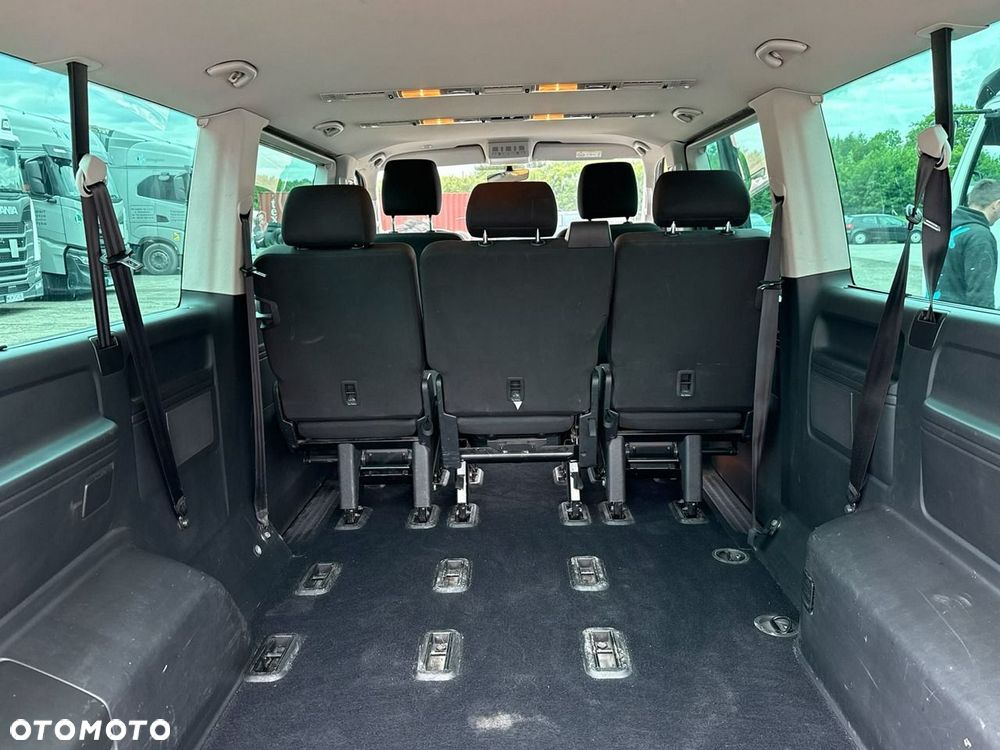 Volkswagen Caravelle 2.0 TDI L2 Highline DSG - 21