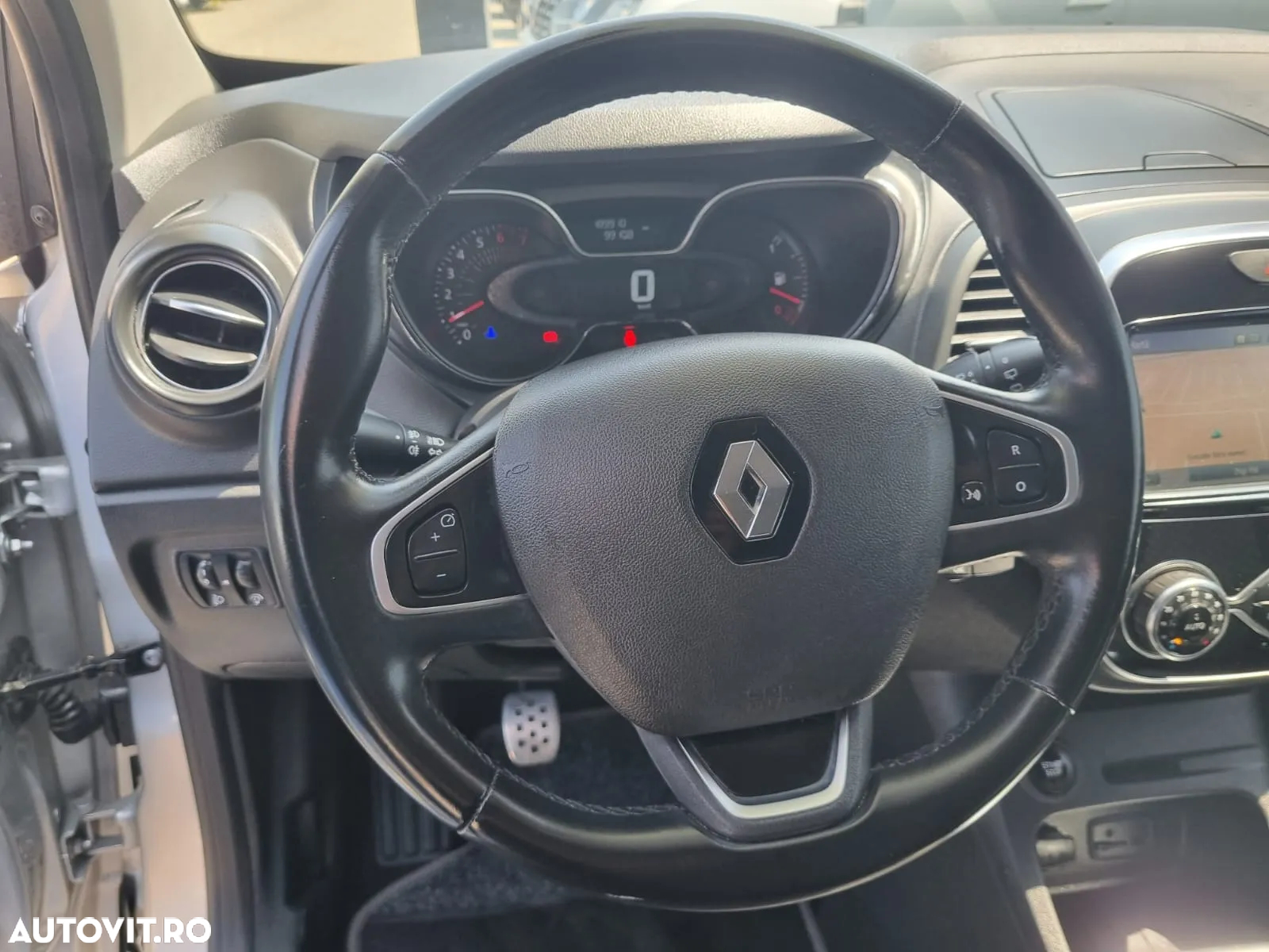 Renault Captur (ENERGY) TCe 90 INTENS - 13