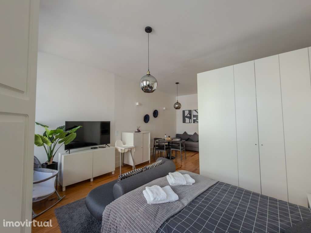 Apartamento T0 - Centro do Porto - Grande imagem: 2/11