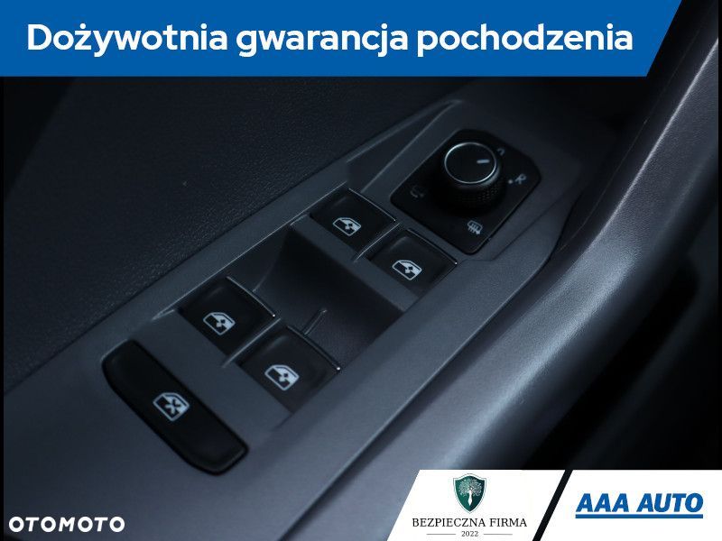 Volkswagen T-Cross - 20