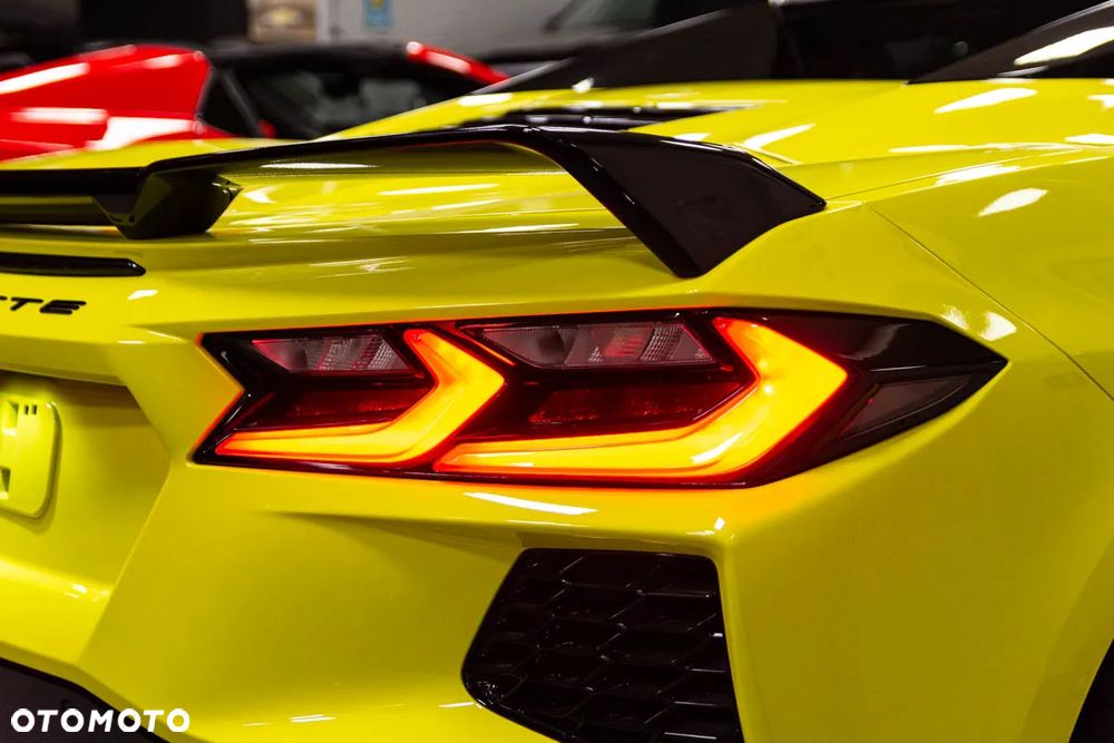 Chevrolet Corvette - 7