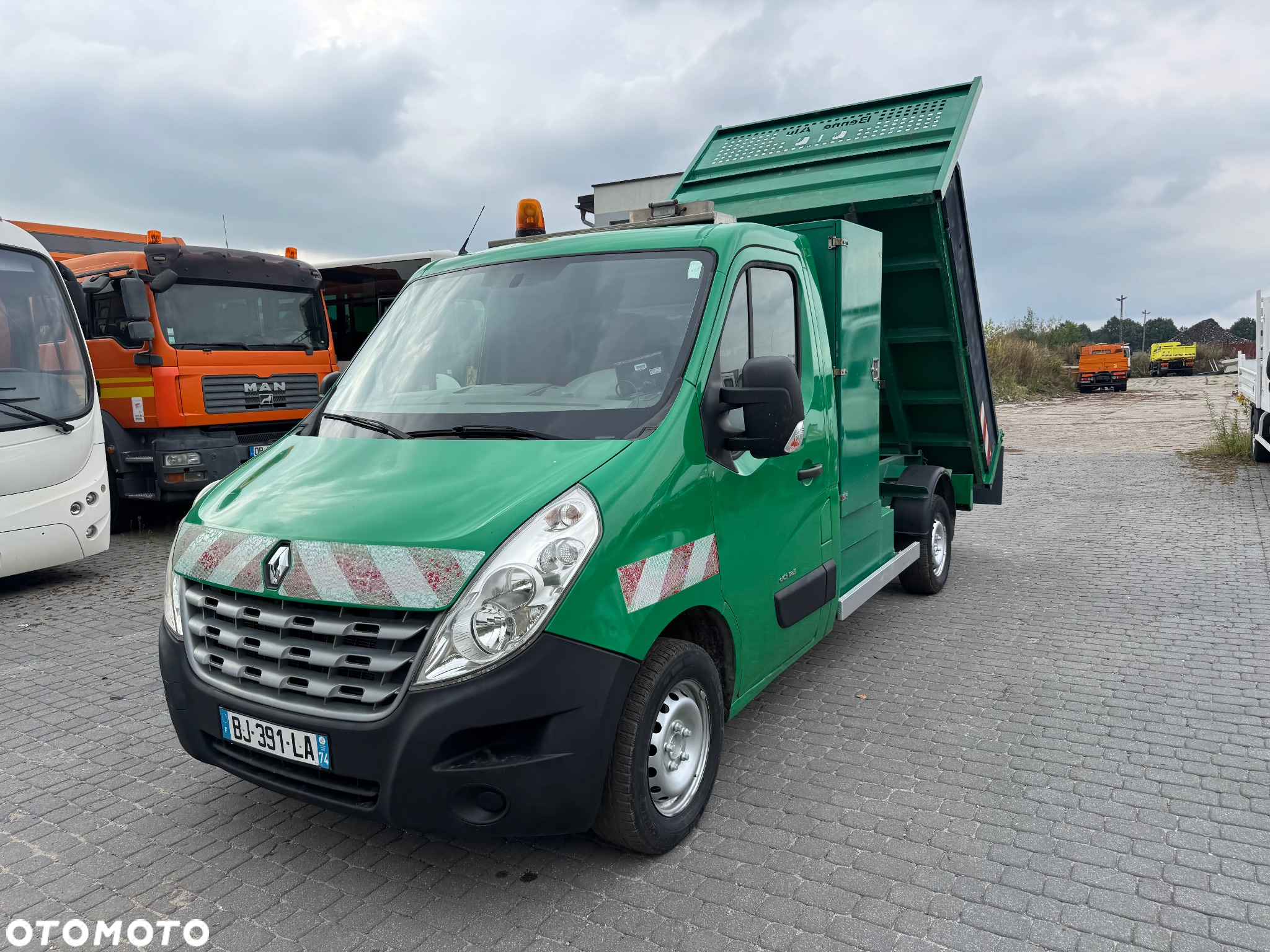 Renault Master Wywrotka 2011  Klima skrzynia narzędziowa - 2
