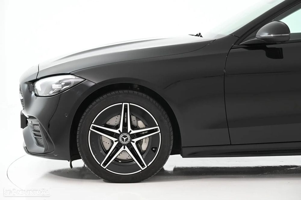 Mercedes-Benz C 300 de AMG Line - 13
