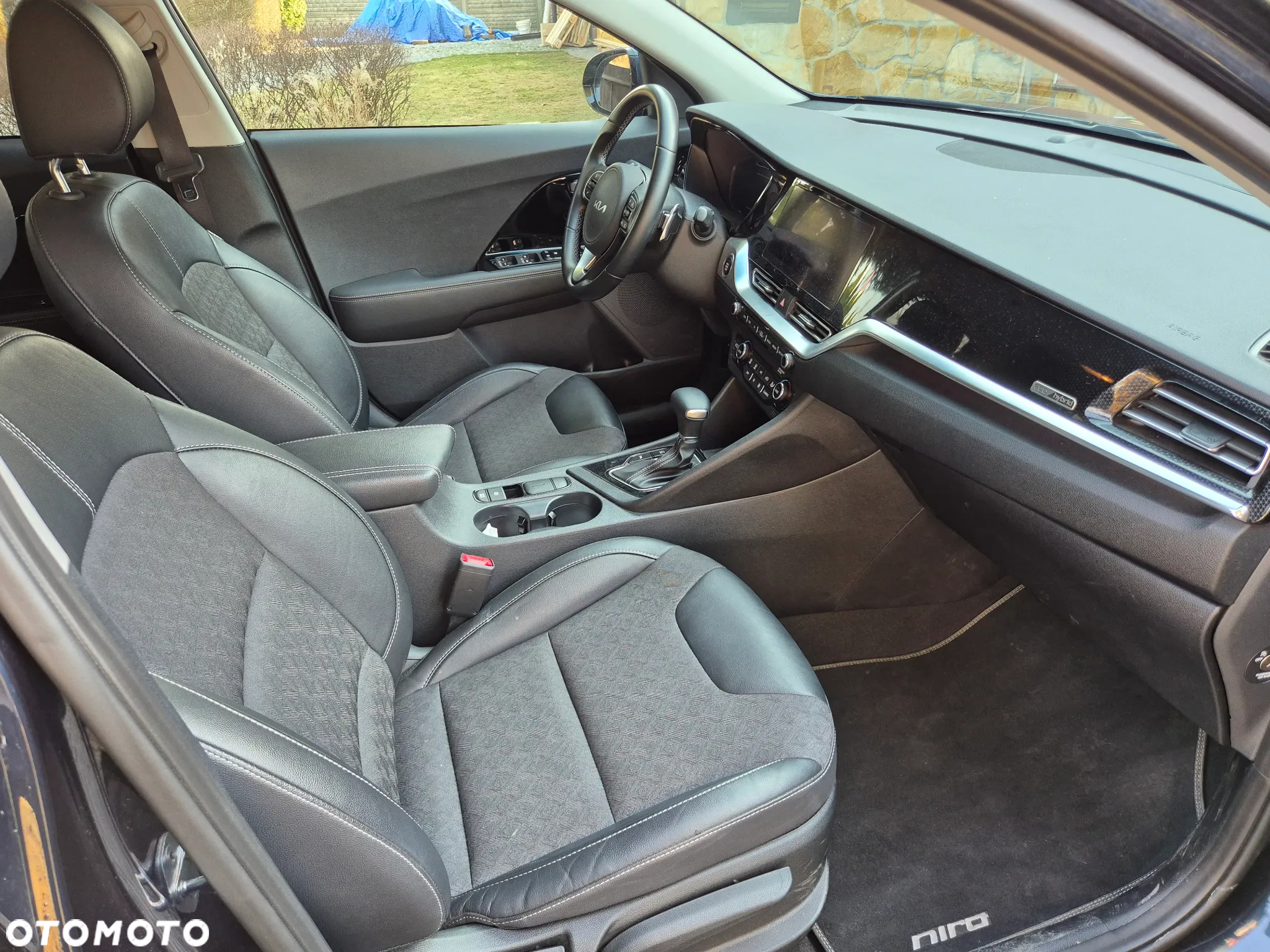 Kia Niro 1.6 GDI Hybrid Business Line - 18