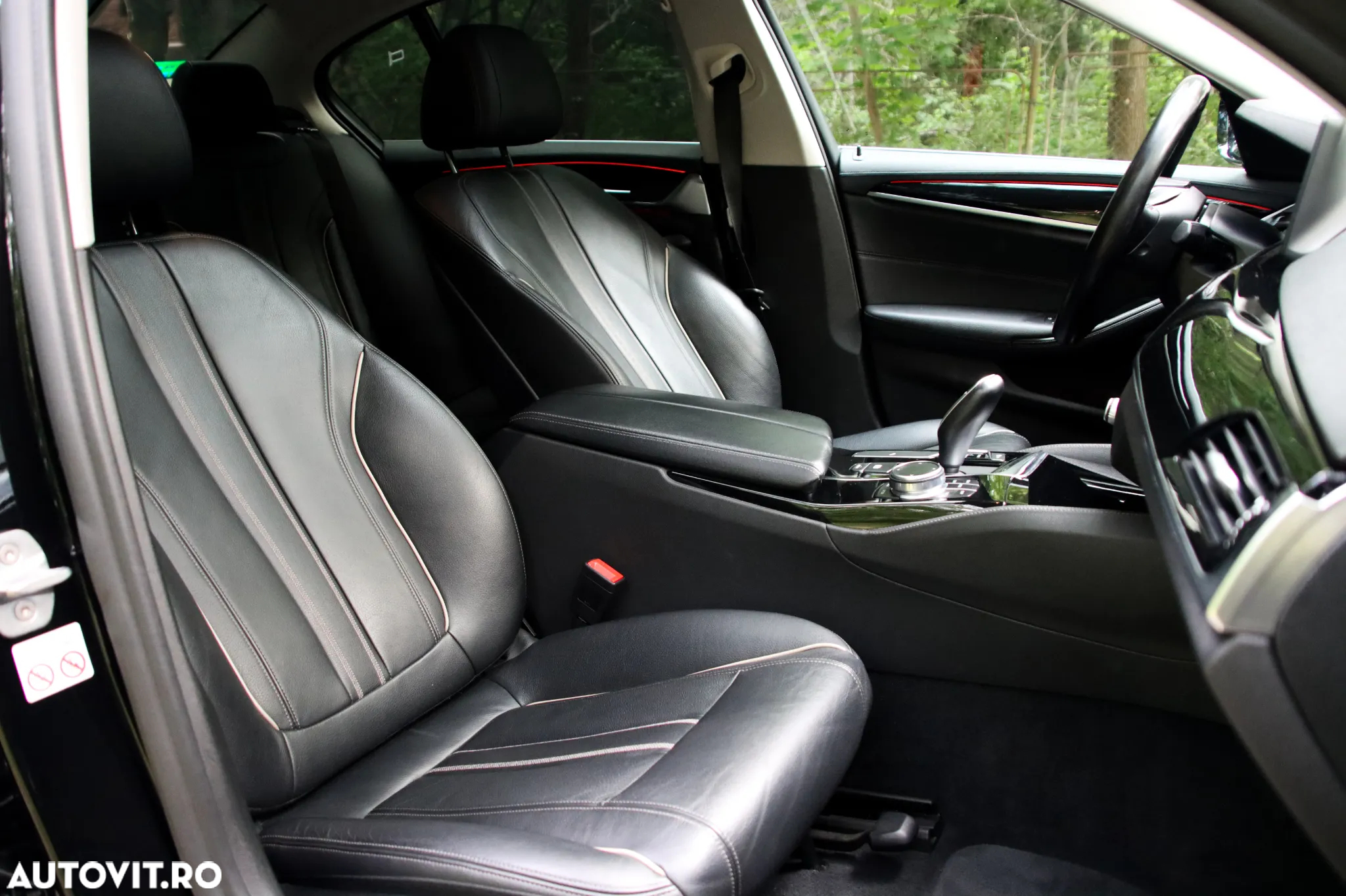 BMW Seria 5 540i xDrive AT - 18