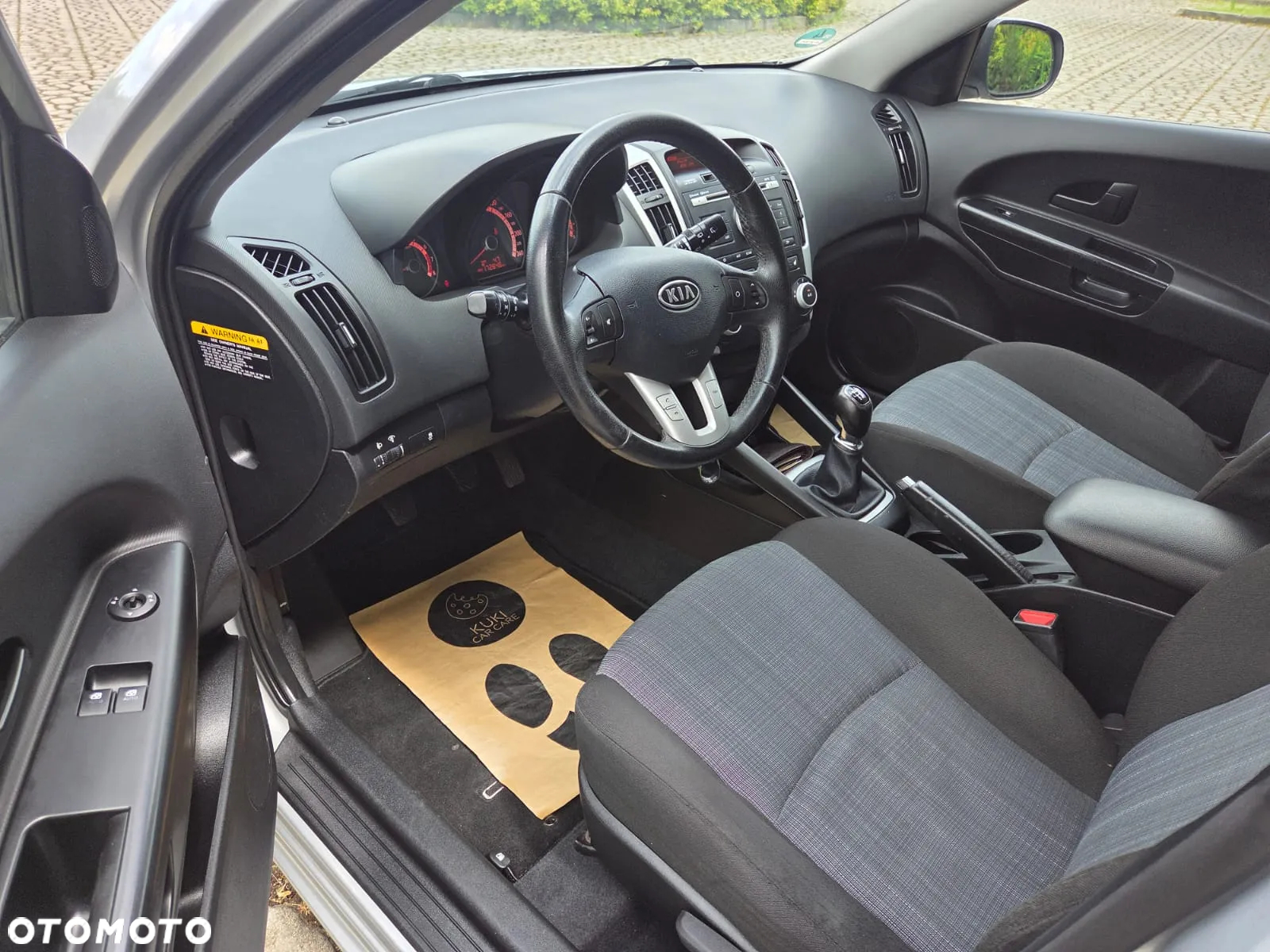 Kia Ceed 1.4 CVVT SW Spirit - 16