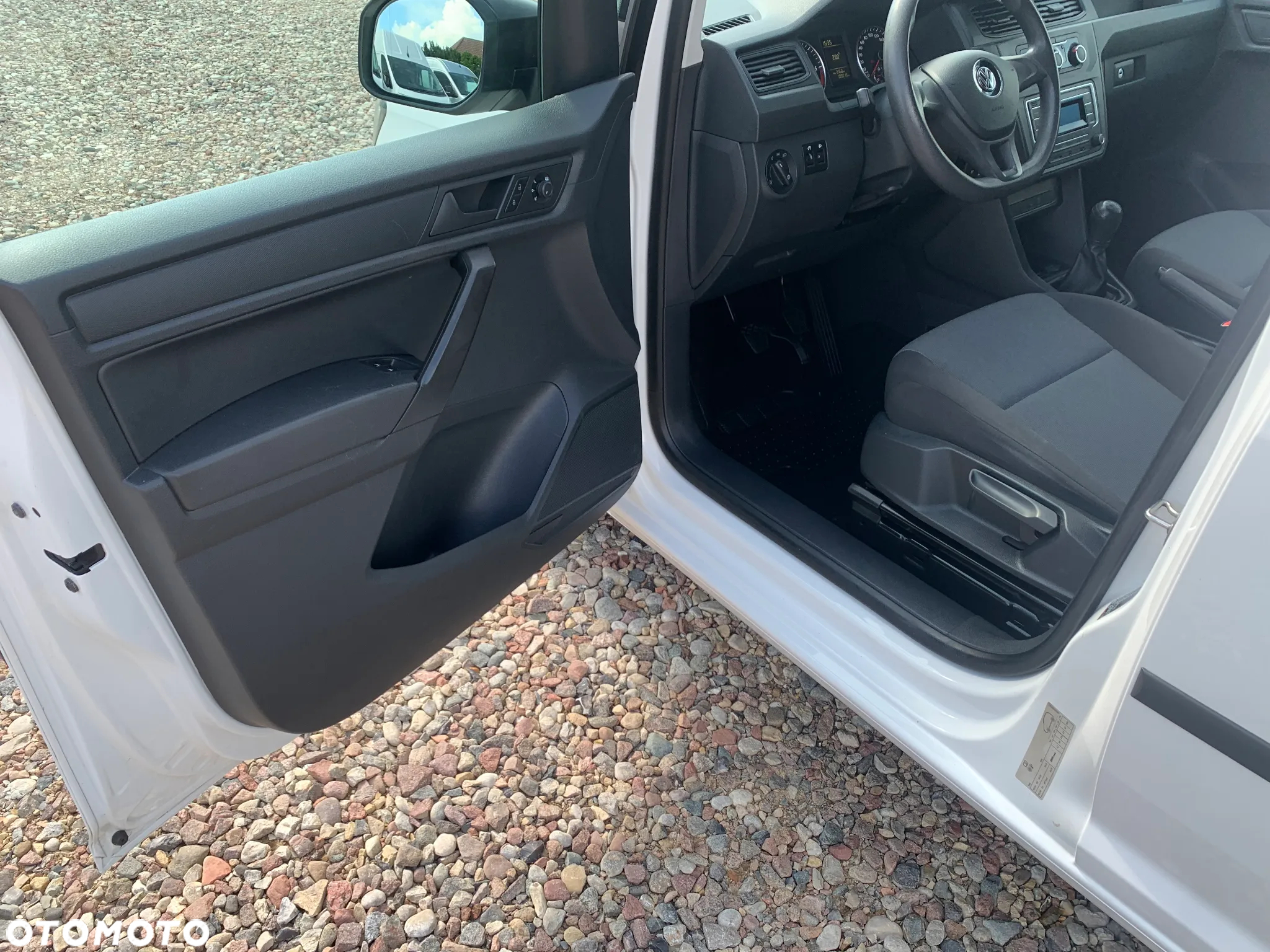 Volkswagen CADDY 2.0TDI 102KM SALON POLSKA SERWISOWANY W ASO VW BARDZO ZADBANY JEDEN WŁAŚCICIEL JAK NOWY - 20