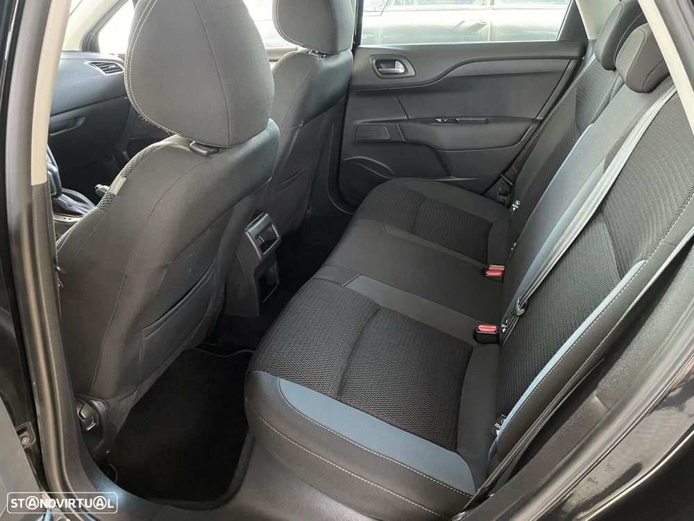 Citroën C4 1.6 BlueHDi Shine EAT6 - 11