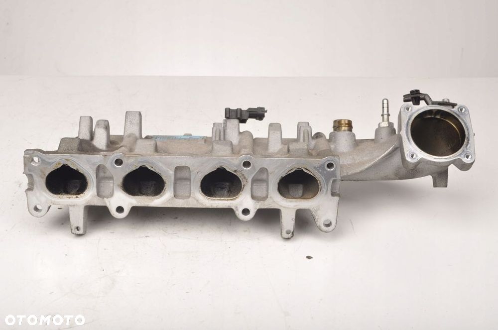 OPEL ASTRA J IV 1.6 16V KOLEKTOR SSĄCY 55565246