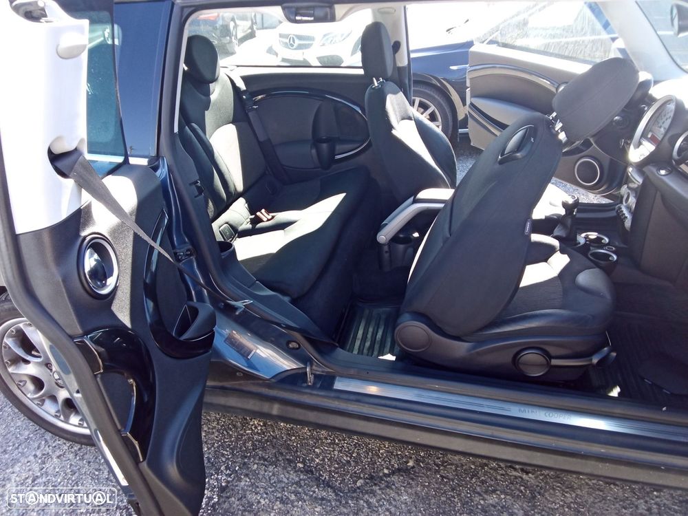 MINI Clubman Cooper D - 21