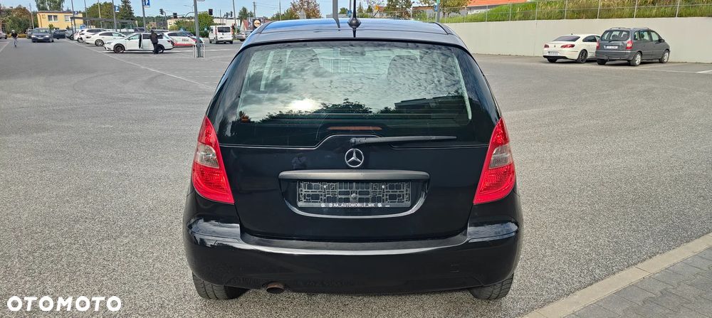 Mercedes-Benz Klasa A 160 BlueEFFICIENCY Elegance - 5