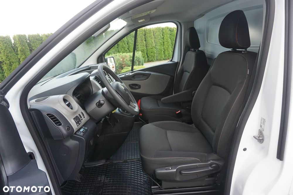 Renault TRAFIC - 16