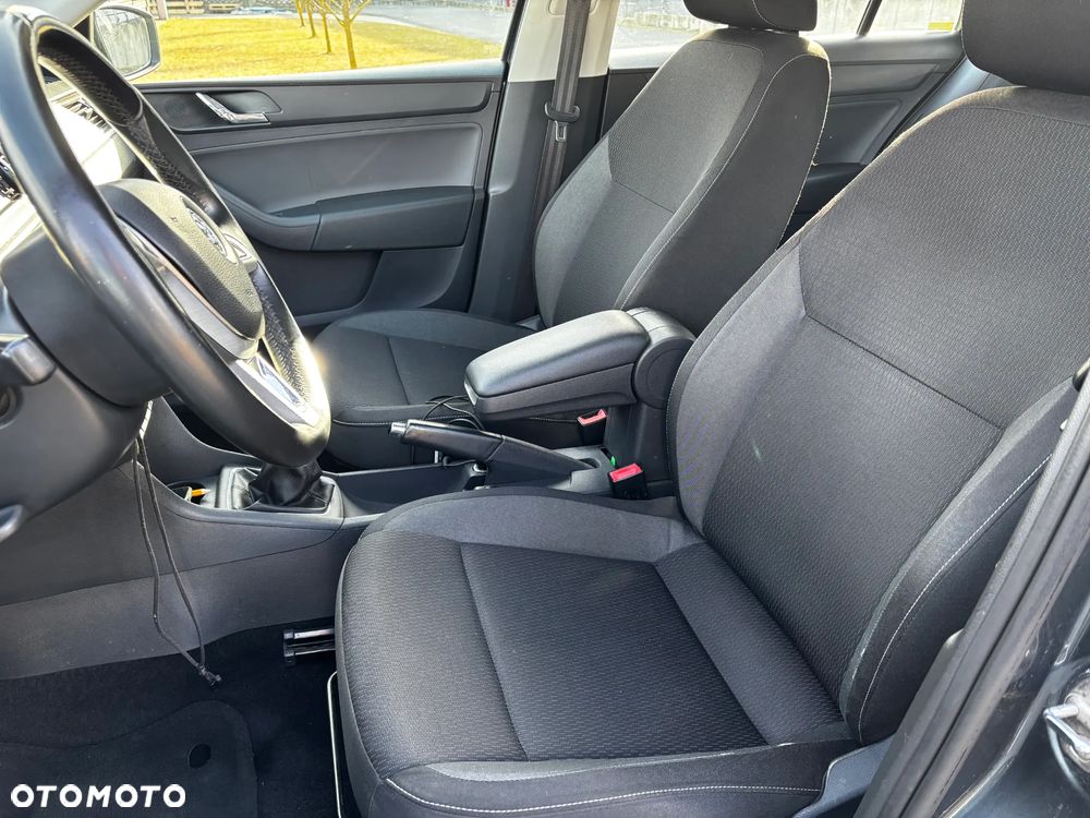 Skoda RAPID 1.6 TDI DPF Ambition - 10