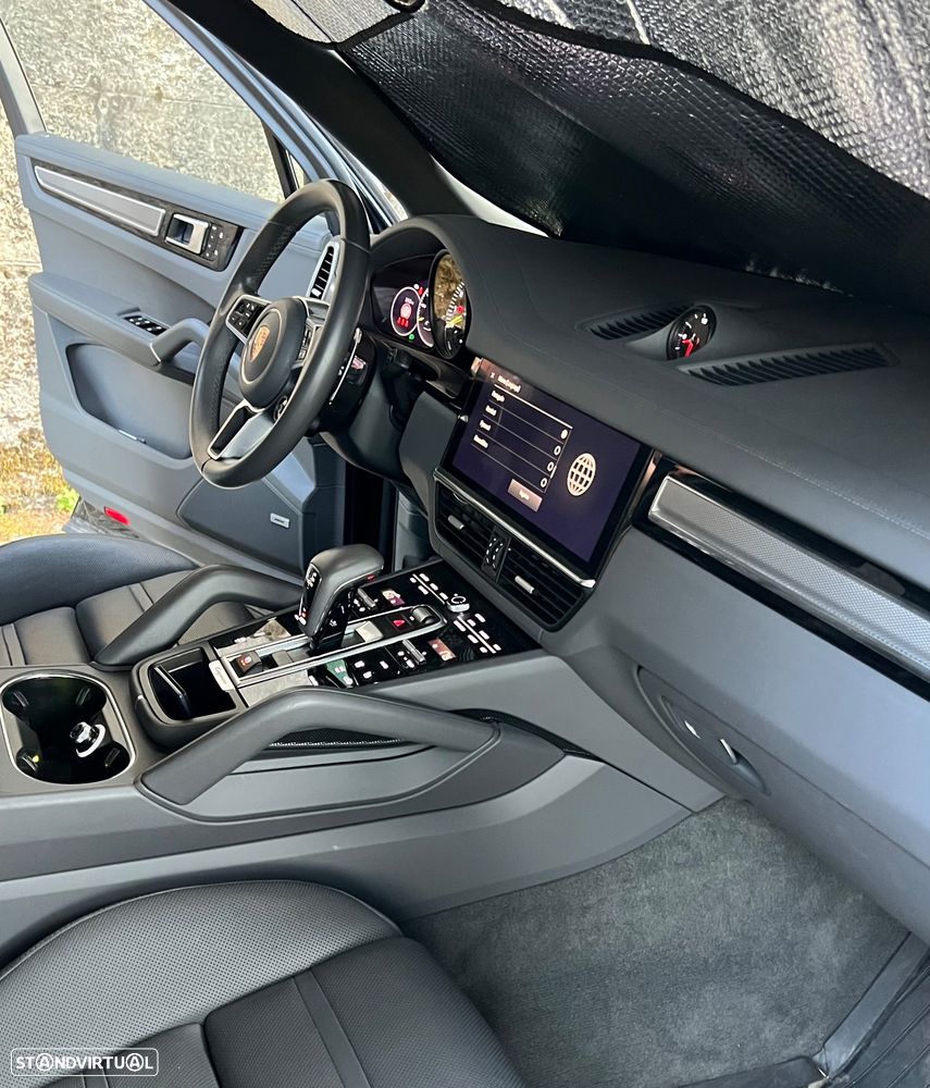 Porsche Cayenne E-Hybrid - 5