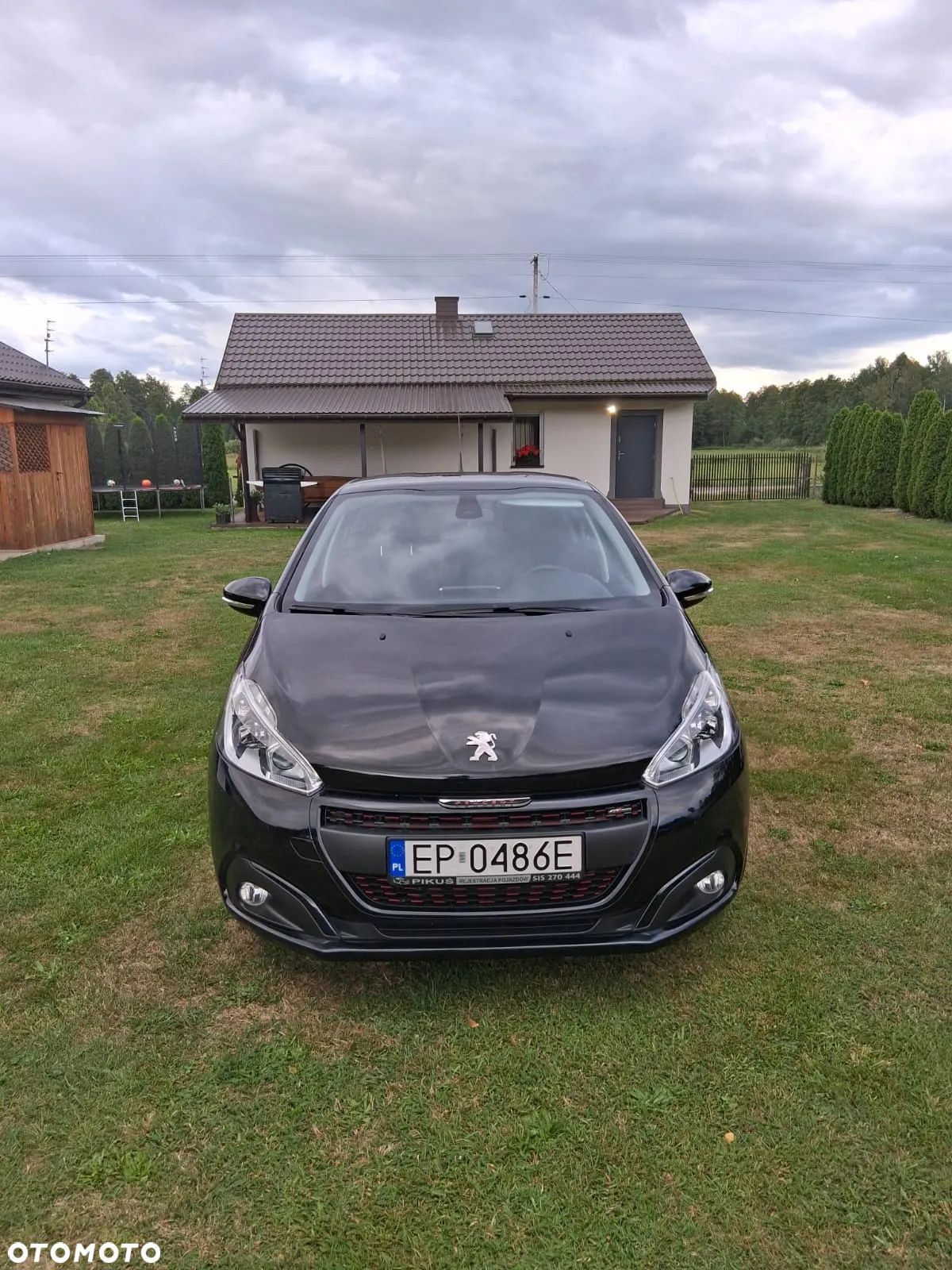 Peugeot 208 - 1