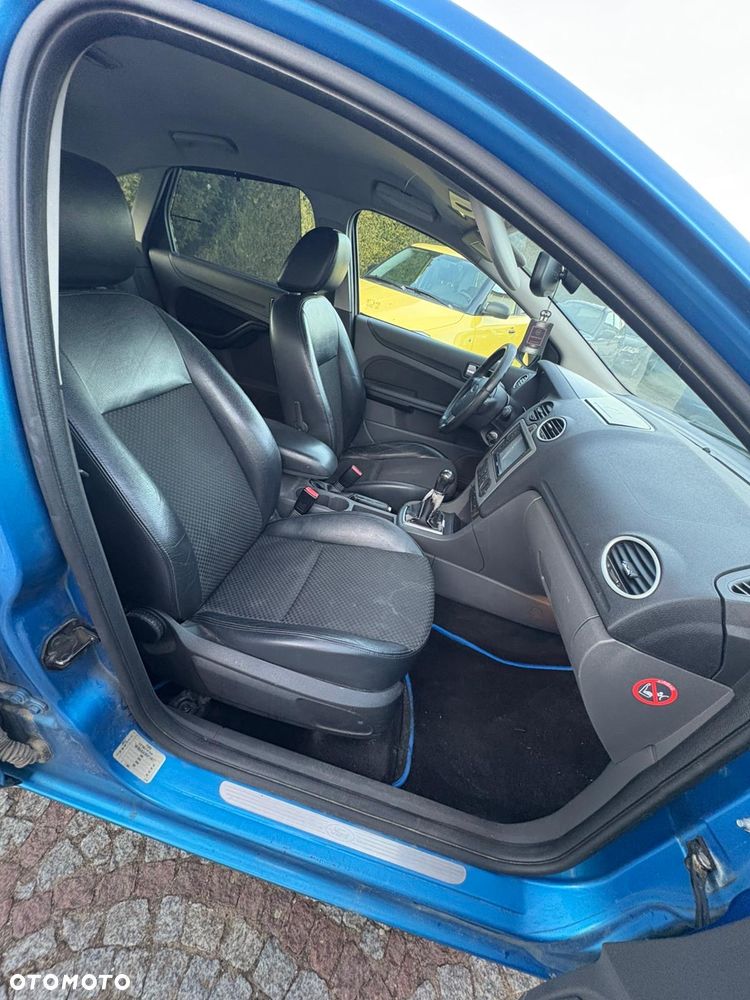 Ford Focus 2.0 TDCi DPF Style - 13