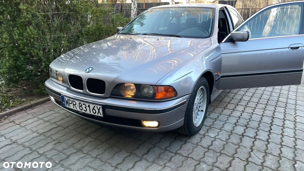 BMW Seria 5 - 1