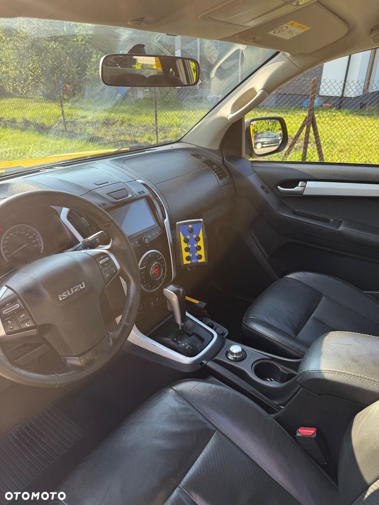 Isuzu D-Max OMARS Holownik Pomoc Drogowa widły widelec laweta Jige CoMeAr - 8