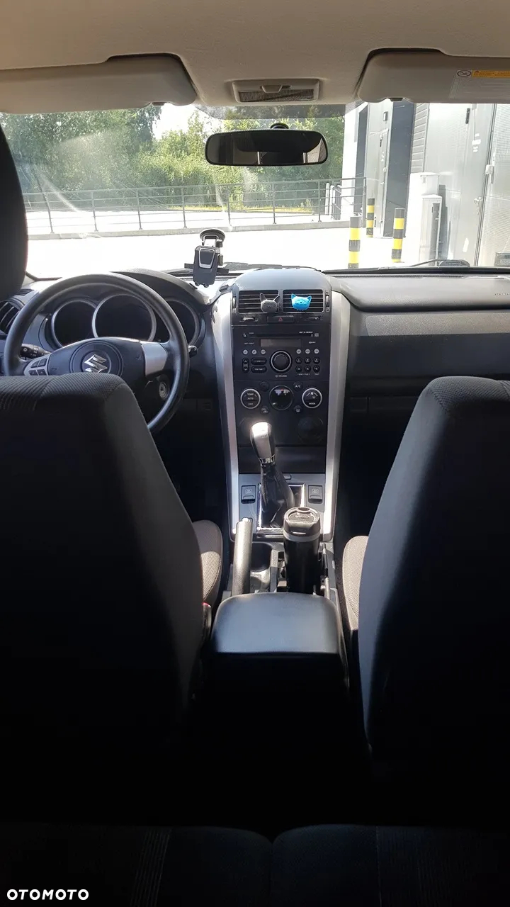 Suzuki Grand Vitara - 15