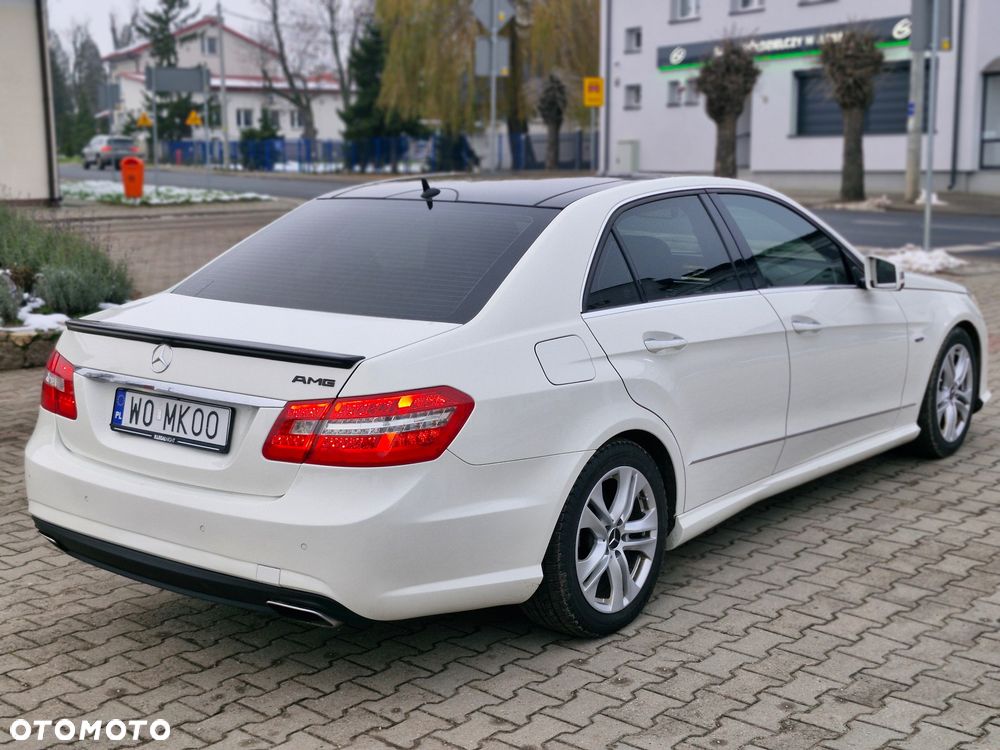 Mercedes-Benz Klasa E 350 CDI BlueEff Avantgarde - 2