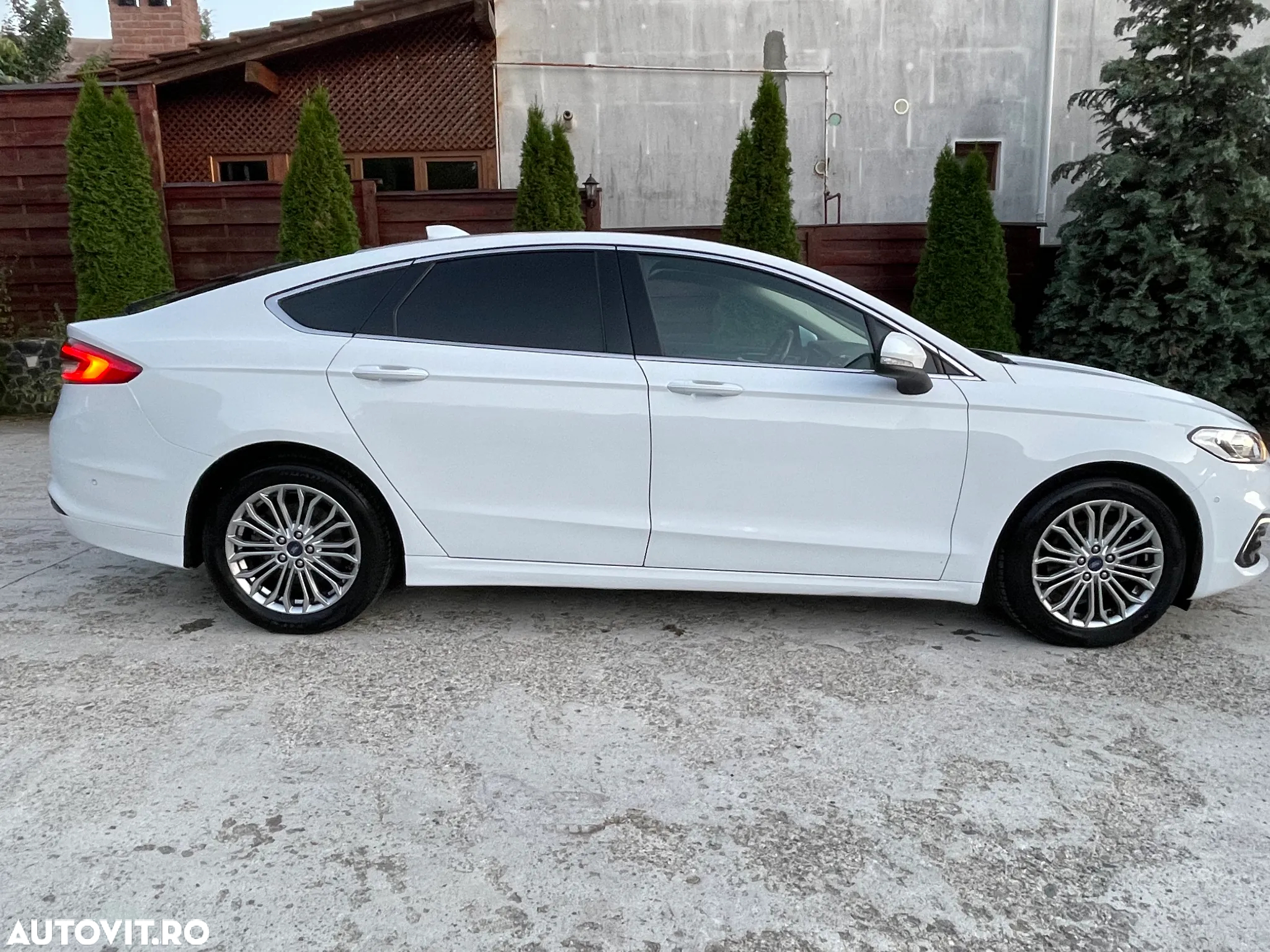 Ford Mondeo 2.0 EcoBlue Aut. Titanium - 12