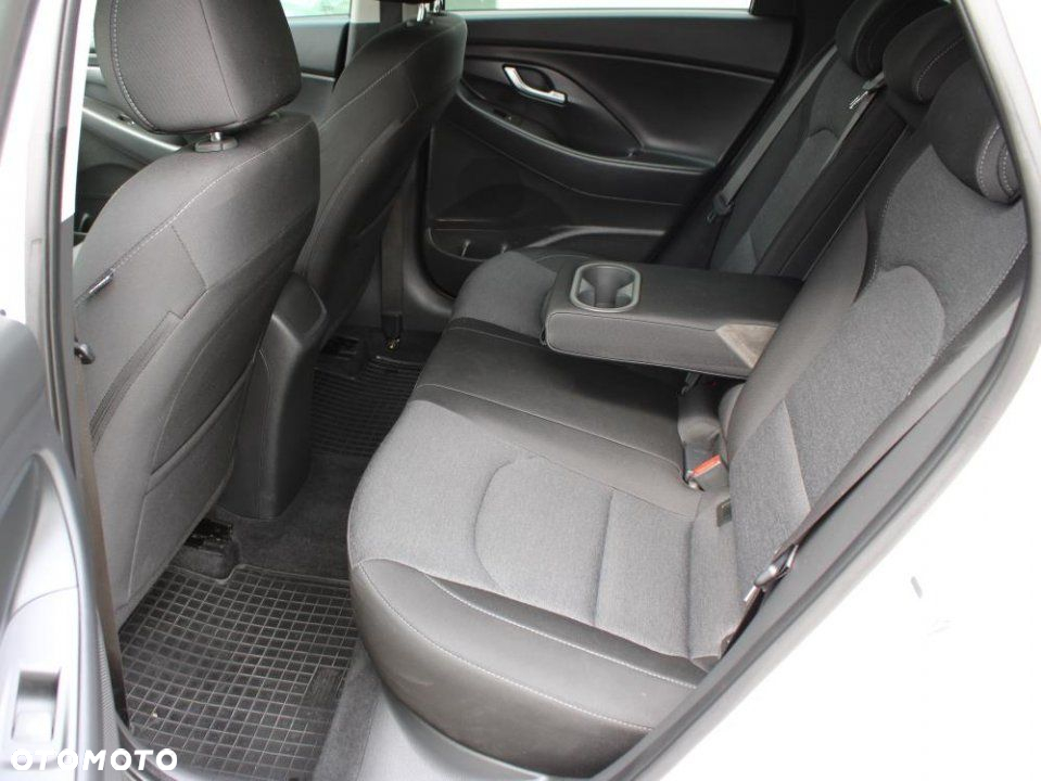 Hyundai i30 - 10