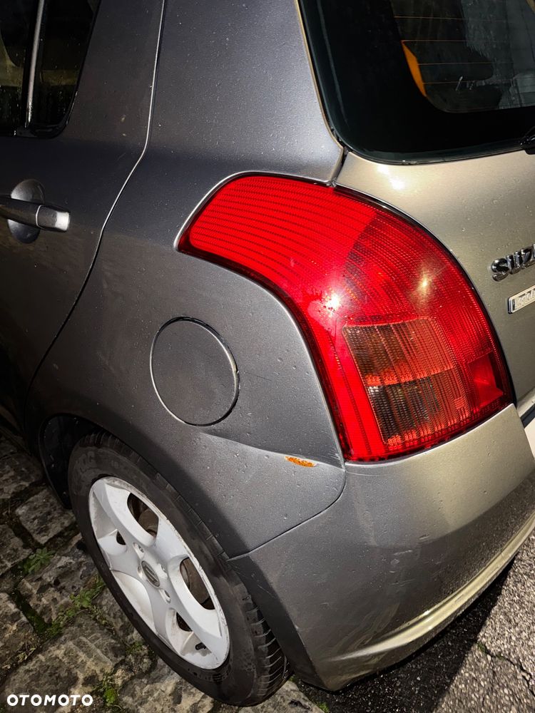 Suzuki Swift 1.3 DDiS 16v GL Airco DPF - 9