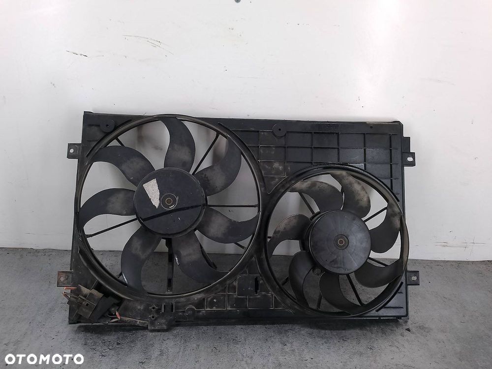 WENTYLATORY CHŁODNICY VW GOLF V 1K0121207T 1.4 16V - 1