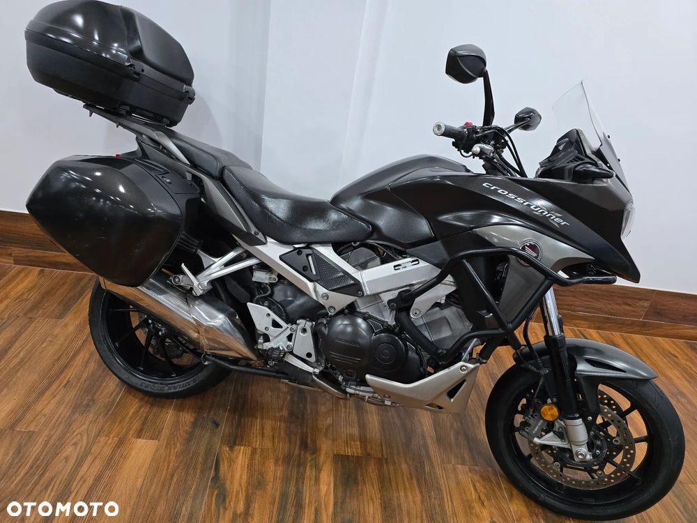 Honda VFR - 22