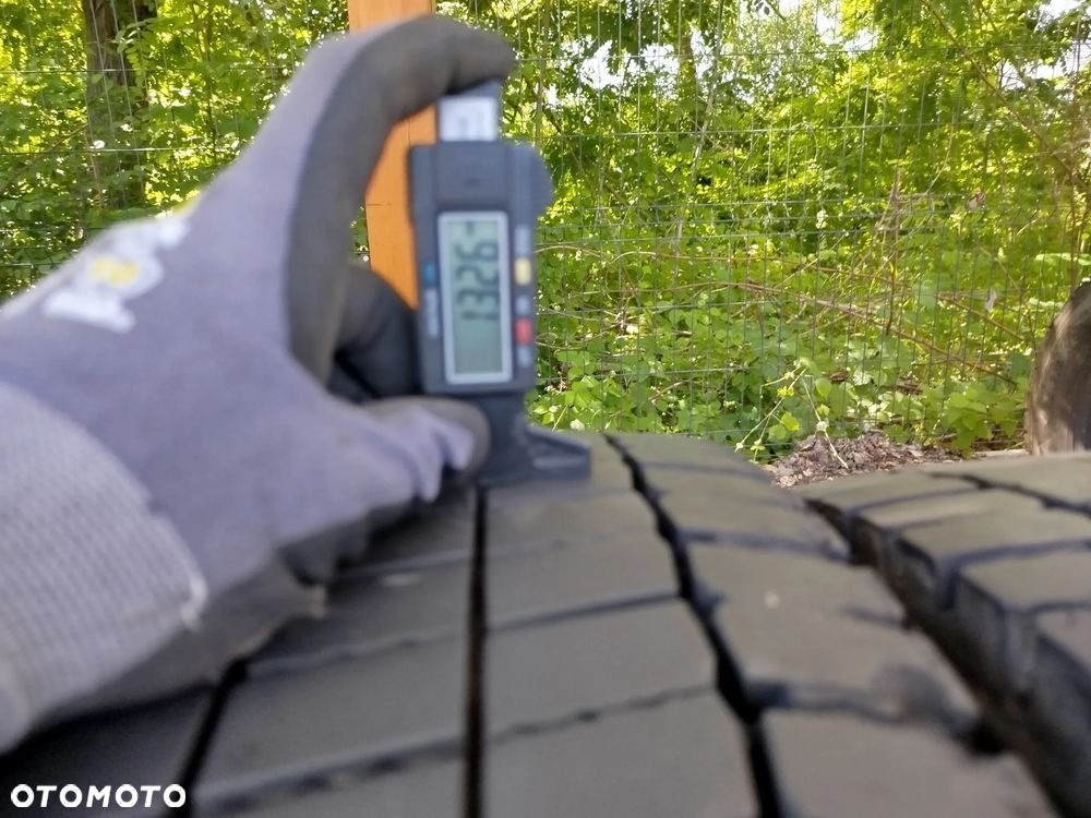 235/75R17.5 132M Continental Conti Hybrid LD3 Cena za 4szt. po 95% bieżnika - 5