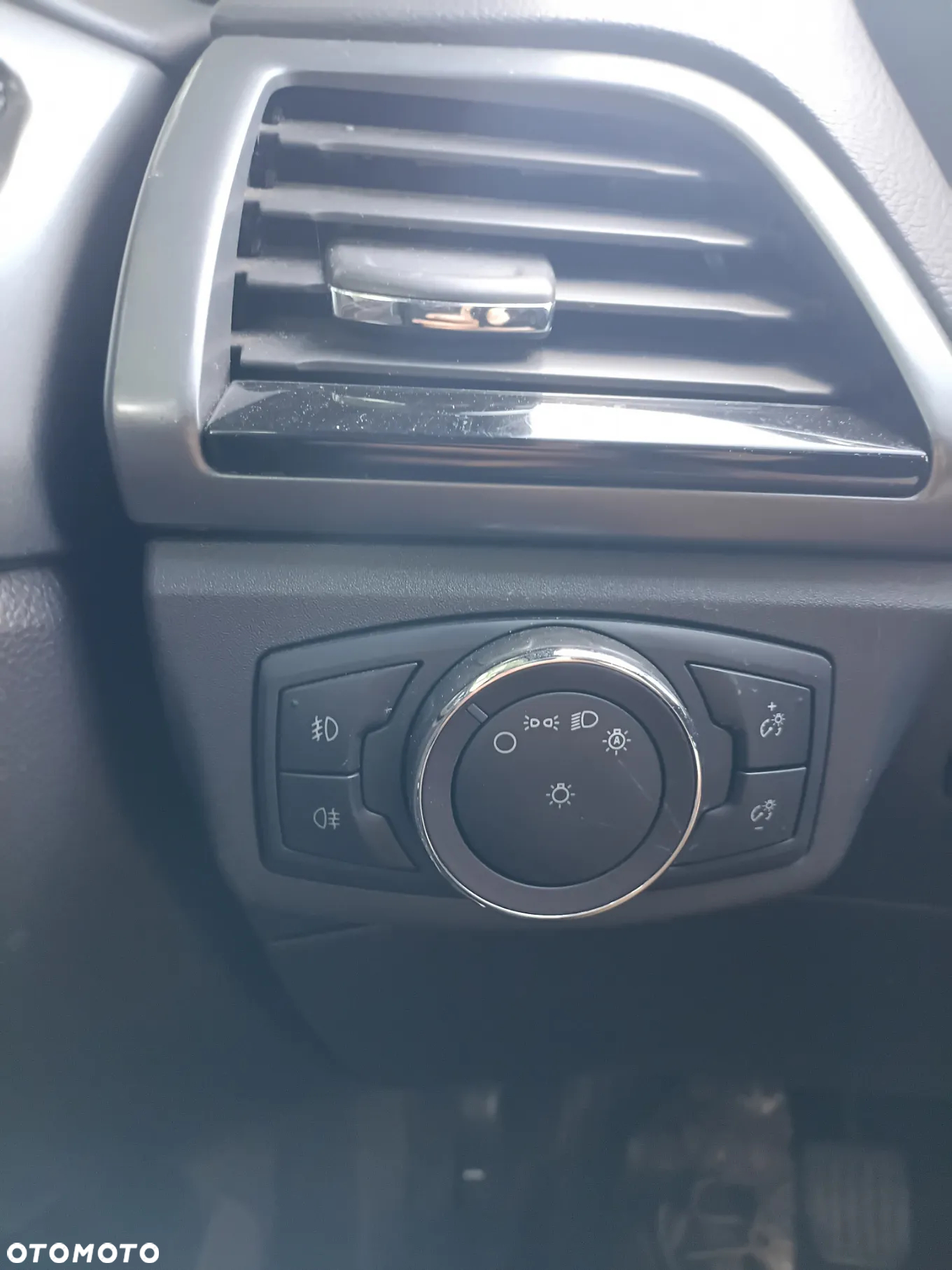 Ford Mondeo 1.5 EcoBoost ST-Line X - 20