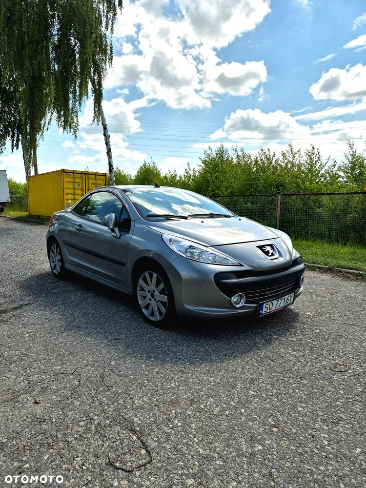 Peugeot 207 - 1